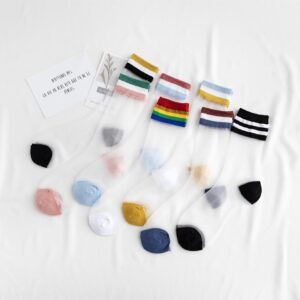 Calcetas transparentes con diseño